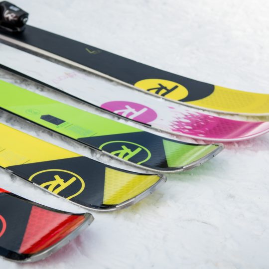 ski gear hire thredbo